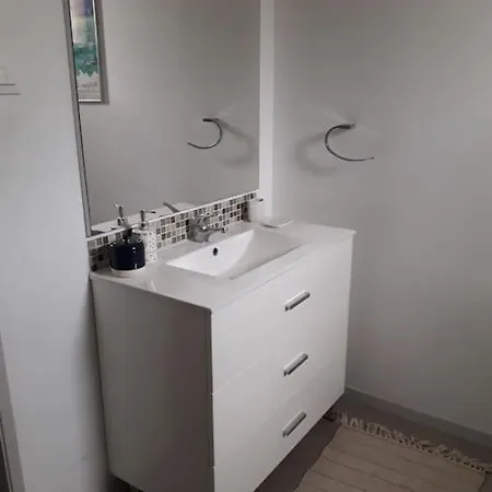 Jolie Maison De Apartament